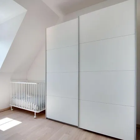 Modern In With Garden Casa vacanze *