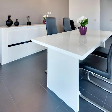 Casa vacanze Modern In With Garden