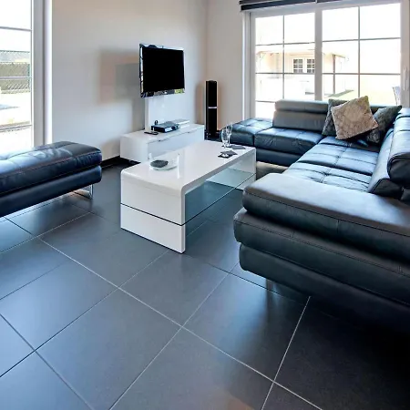 Modern In With Garden De Haan