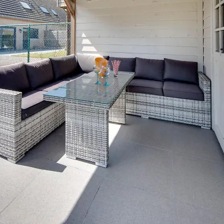 Casa vacanze Modern In With Garden