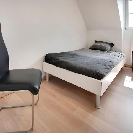 Modern In With Garden * De Haan