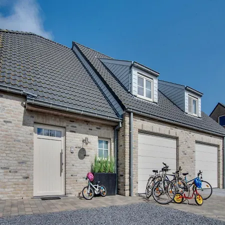 Modern In With Garden Casa vacanze De Haan